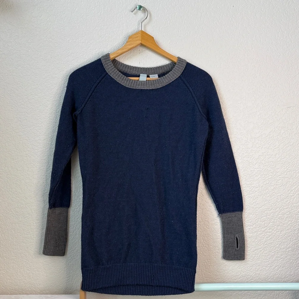 Stio Crew Neck Sweater Merino Wool Blue and Gray size Medium - Picture 2 of 14